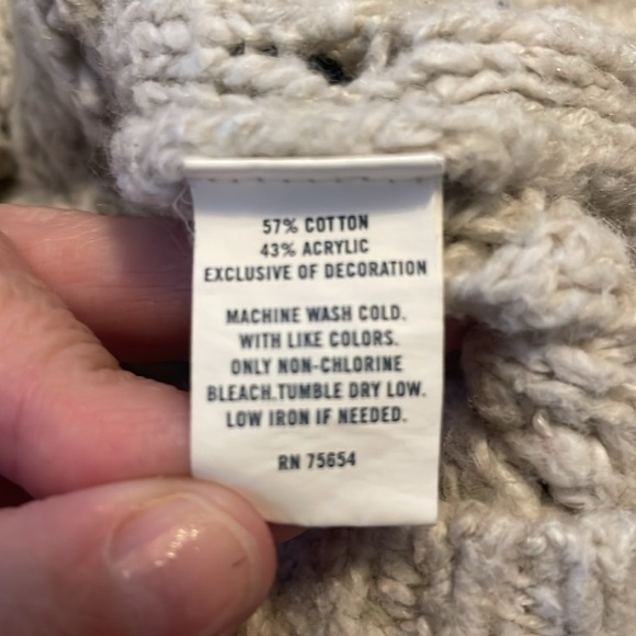 Abercrombie & Fitch Knit Sweater XS - Picture 6 of 6